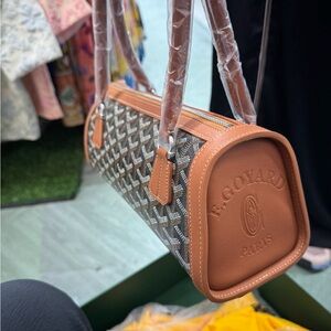 G.O.Y.A.R.D Tan and Gray Shoulder Bag